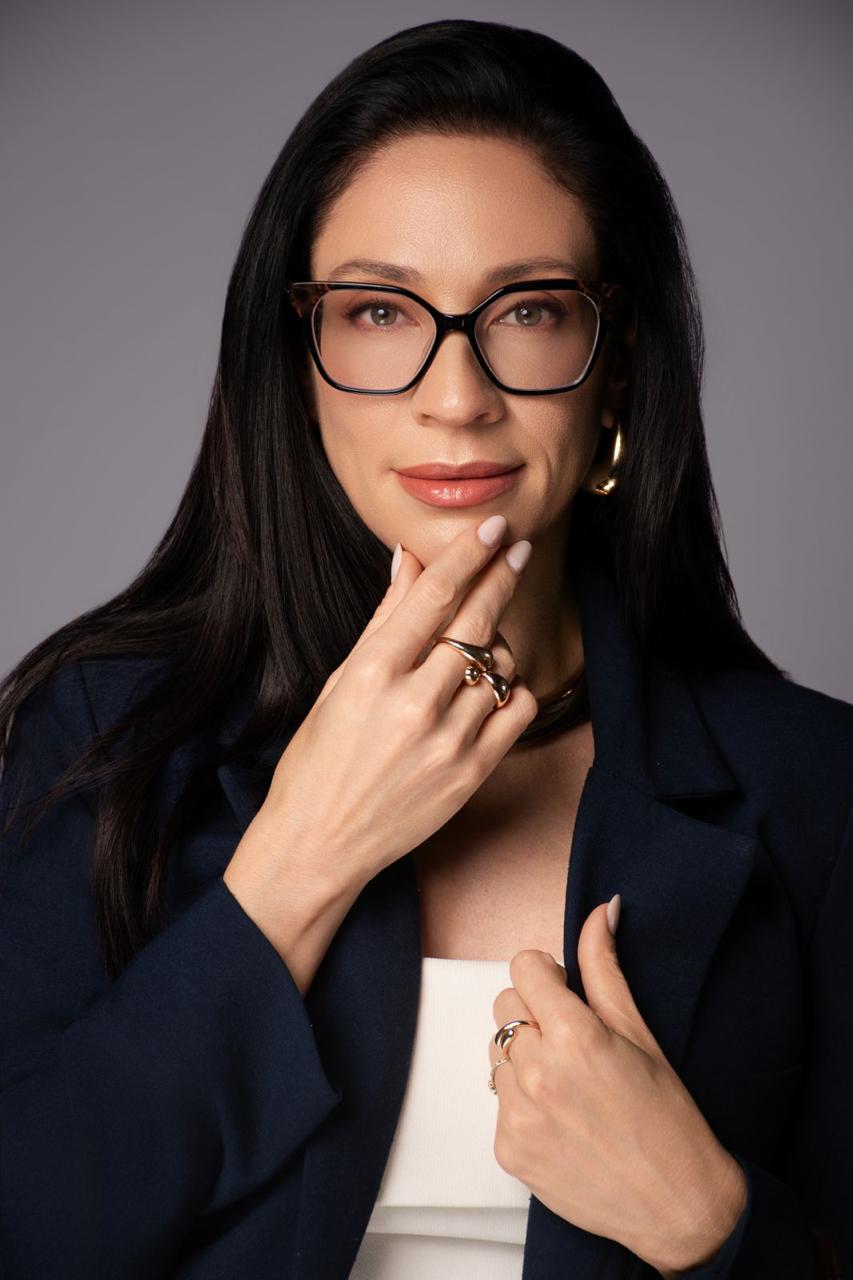 Retrato da Dra. Dafne Dino